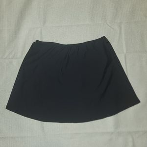 Love Your Assets Casual Black Skort Size Large
